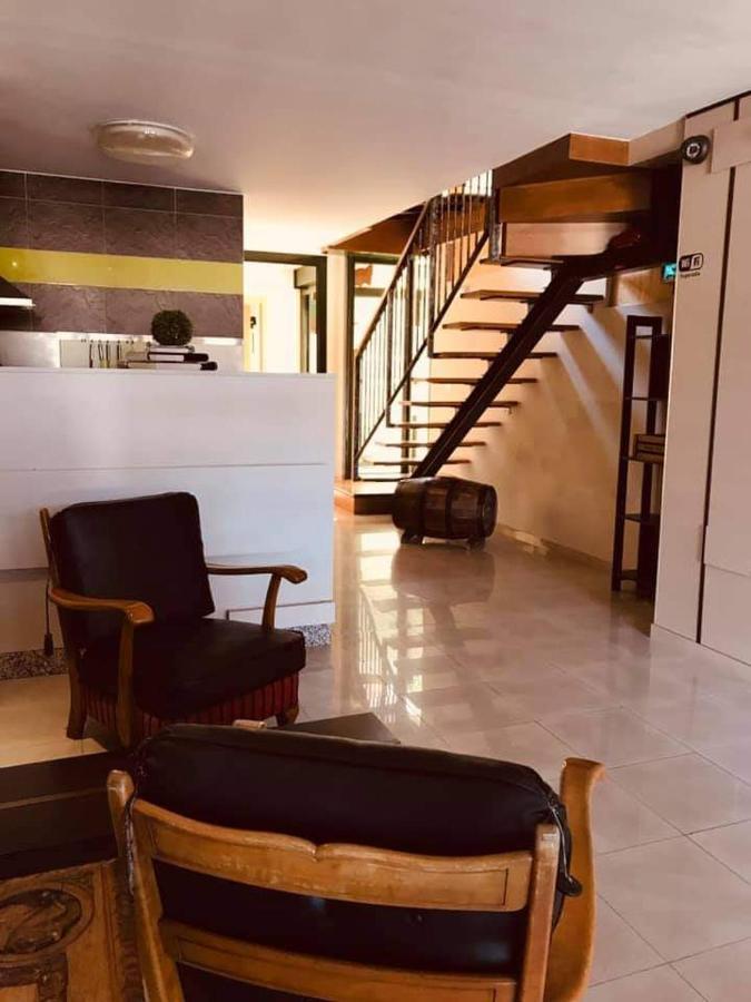 Pension Siete En El Camino Sarria Bagian luar foto
